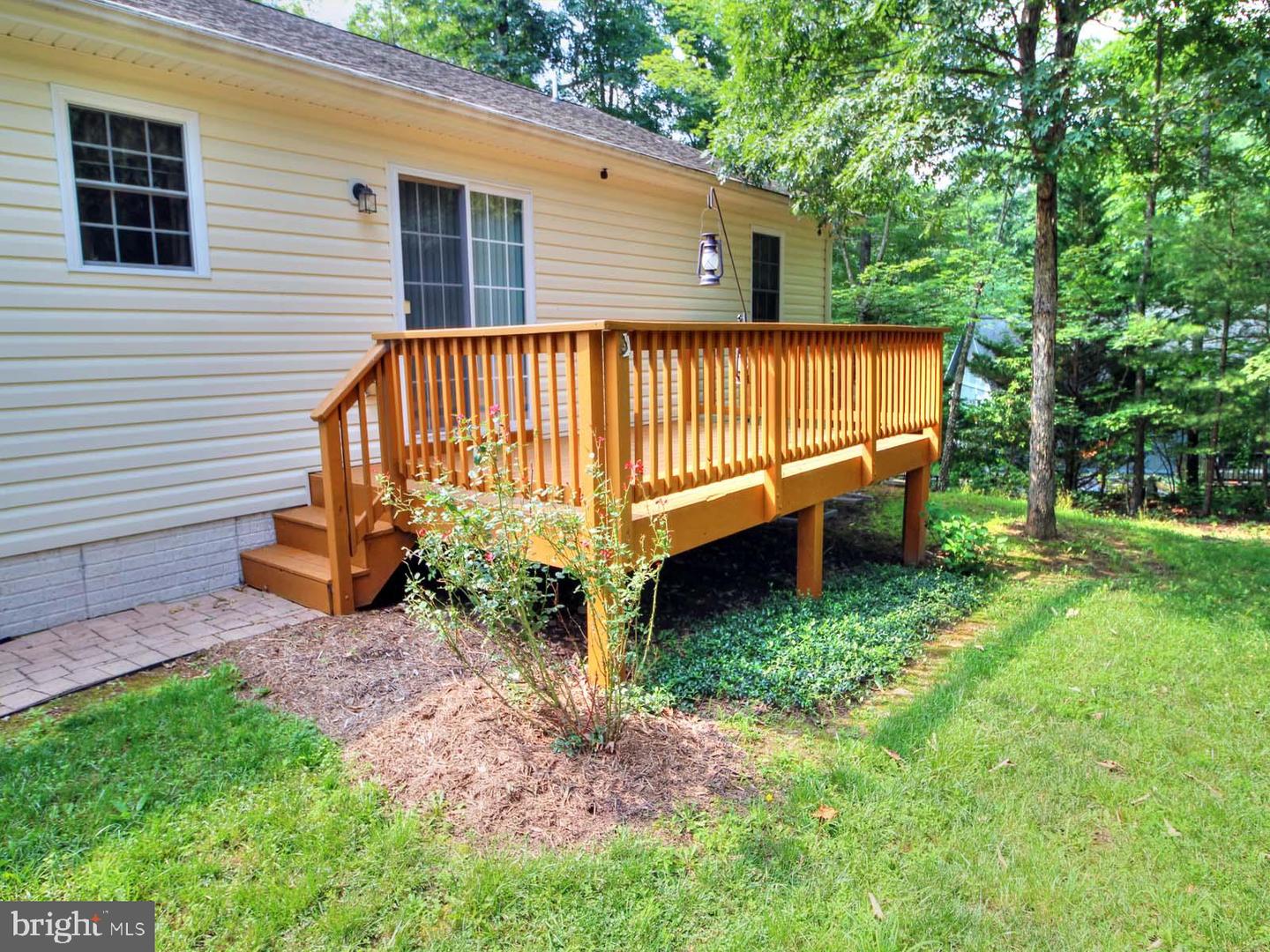 172 COTTONWOOD DR, MOUNT JACKSON, Virginia 22842, 3 Bedrooms Bedrooms, ,2 BathroomsBathrooms,Residential,For sale,172 COTTONWOOD DR,VASH2011684 MLS # VASH2011684