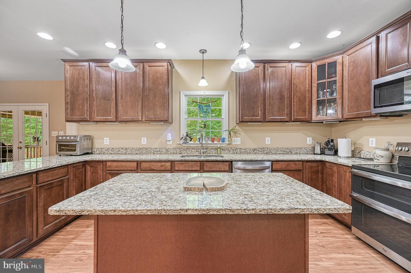 7830 ALSOP WAY, SPOTSYLVANIA, Virginia 22551, 4 Bedrooms Bedrooms, ,4 BathroomsBathrooms,Residential,For sale,7830 ALSOP WAY,VASP2033852 MLS # VASP2033852