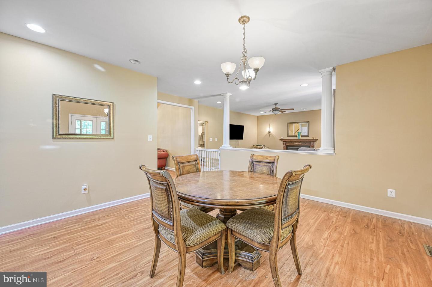 7830 ALSOP WAY, SPOTSYLVANIA, Virginia 22551, 4 Bedrooms Bedrooms, ,4 BathroomsBathrooms,Residential,For sale,7830 ALSOP WAY,VASP2033852 MLS # VASP2033852