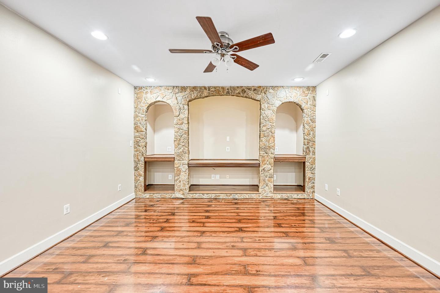 7830 ALSOP WAY, SPOTSYLVANIA, Virginia 22551, 4 Bedrooms Bedrooms, ,4 BathroomsBathrooms,Residential,For sale,7830 ALSOP WAY,VASP2033852 MLS # VASP2033852