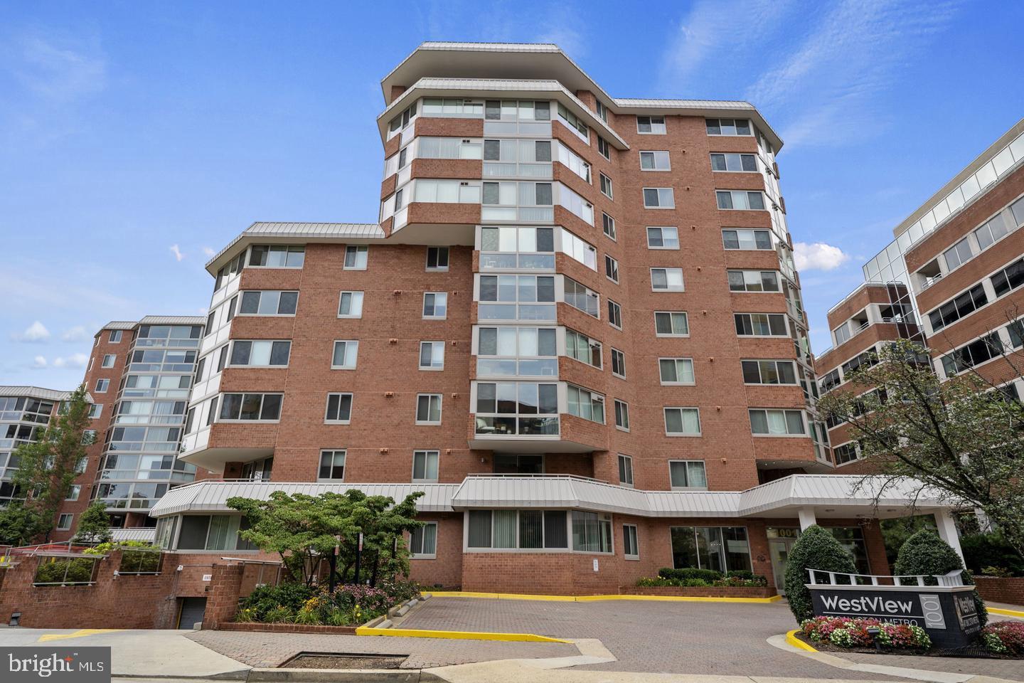 1024 N UTAH ST #422, ARLINGTON, Virginia 22201, 1 Bedroom Bedrooms, ,1 BathroomBathrooms,Residential,For sale,1024 N UTAH ST #422,VAAR2059024 MLS # VAAR2059024