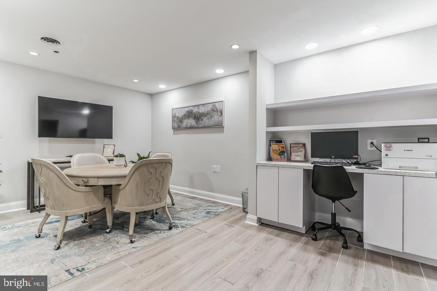 1024 N UTAH ST #422, ARLINGTON, Virginia 22201, 1 Bedroom Bedrooms, ,1 BathroomBathrooms,Residential,For sale,1024 N UTAH ST #422,VAAR2059024 MLS # VAAR2059024