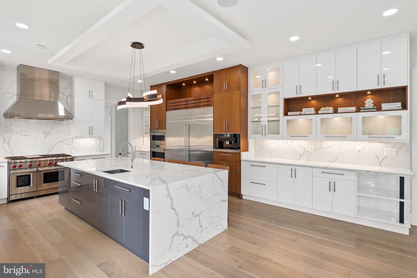 8100 LEWINSVILLE, MCLEAN, Virginia 22102, 6 Bedrooms Bedrooms, ,7 BathroomsBathrooms,Residential,For sale,8100 LEWINSVILLE,VAFX2246764 MLS # VAFX2246764