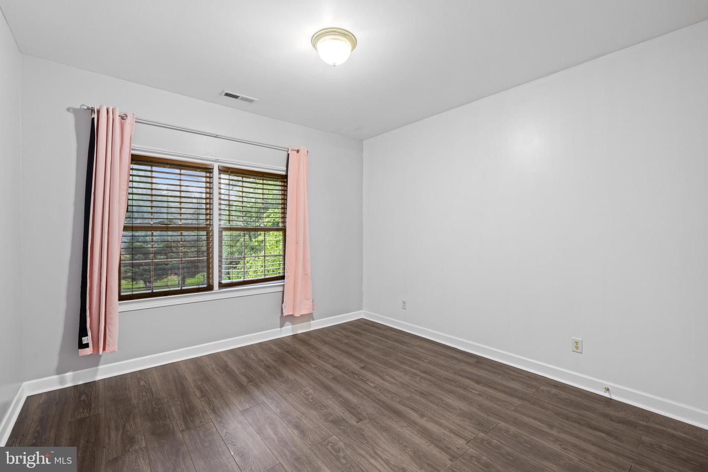 580 MYERS AVE, HARRISONBURG, Virginia 22801, 7 Bedrooms Bedrooms, ,4 BathroomsBathrooms,Residential,For sale,580 MYERS AVE,VAHC2000426 MLS # VAHC2000426