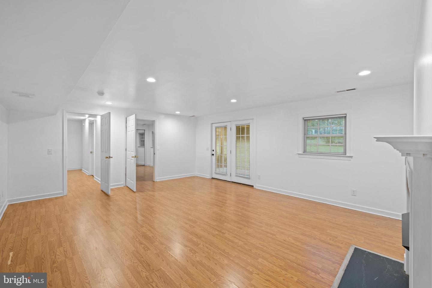 580 MYERS AVE, HARRISONBURG, Virginia 22801, 7 Bedrooms Bedrooms, ,4 BathroomsBathrooms,Residential,For sale,580 MYERS AVE,VAHC2000426 MLS # VAHC2000426