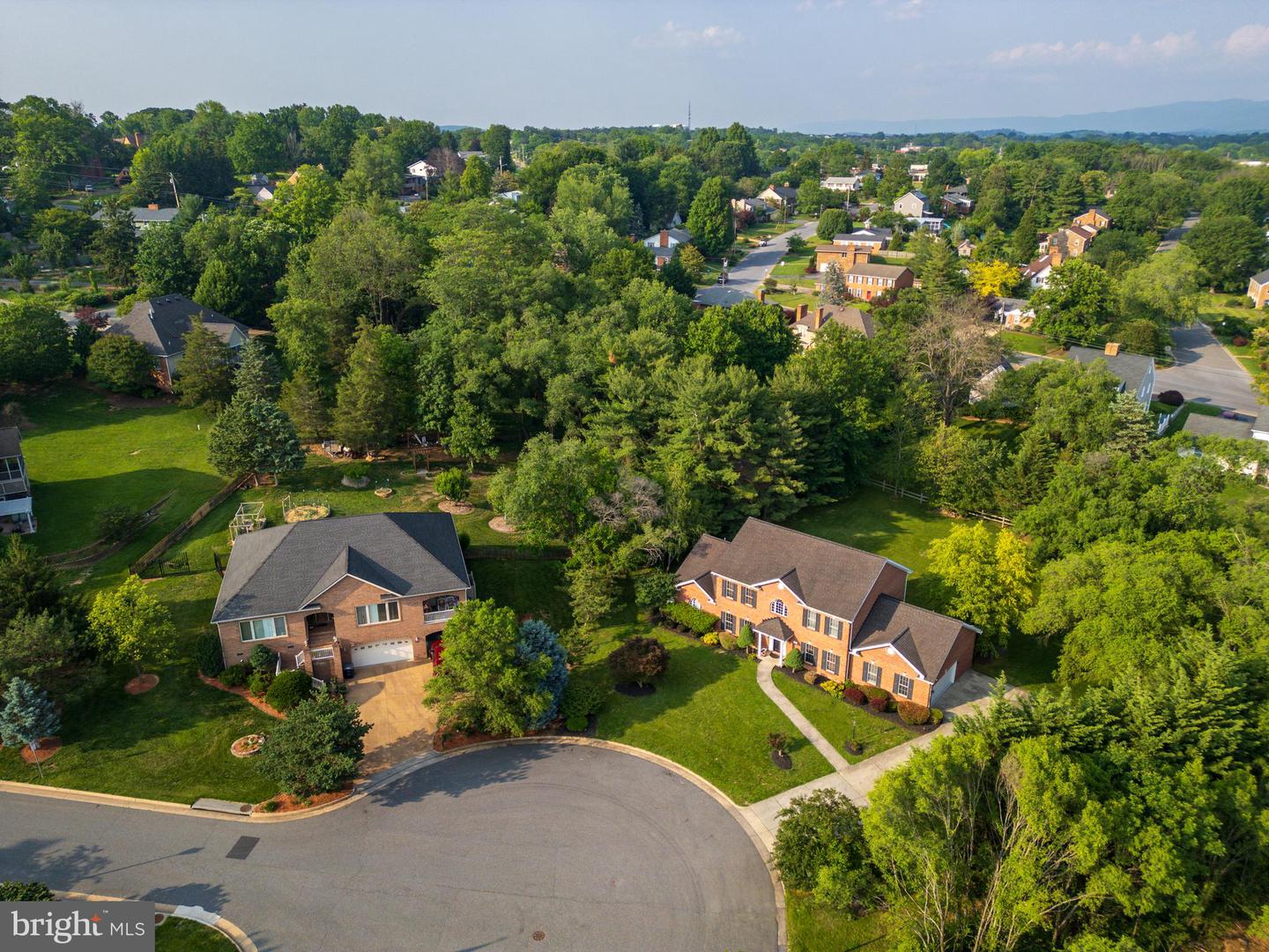 580 MYERS AVE, HARRISONBURG, Virginia 22801, 7 Bedrooms Bedrooms, ,4 BathroomsBathrooms,Residential,For sale,580 MYERS AVE,VAHC2000426 MLS # VAHC2000426