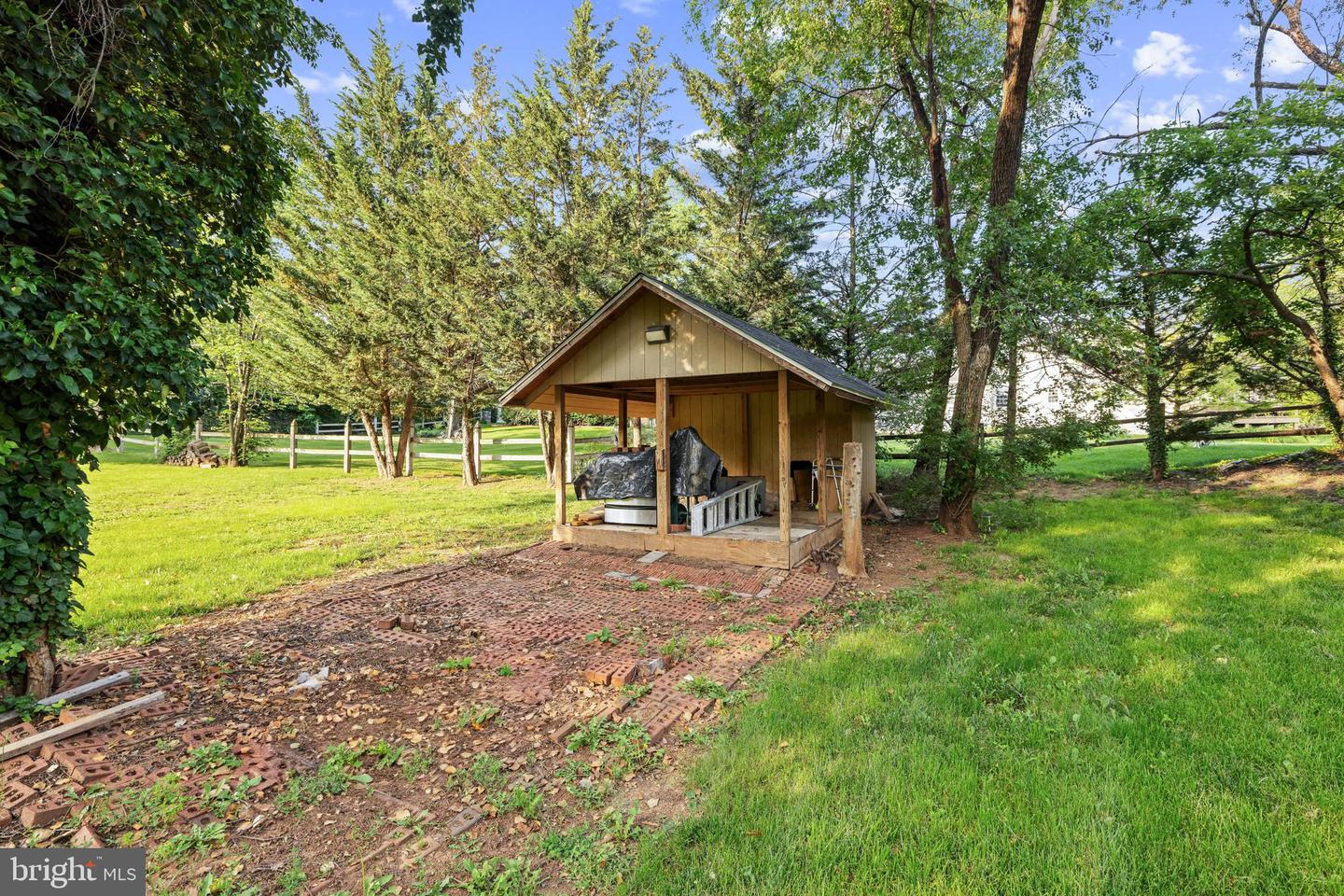 580 MYERS AVE, HARRISONBURG, Virginia 22801, 7 Bedrooms Bedrooms, ,4 BathroomsBathrooms,Residential,For sale,580 MYERS AVE,VAHC2000426 MLS # VAHC2000426