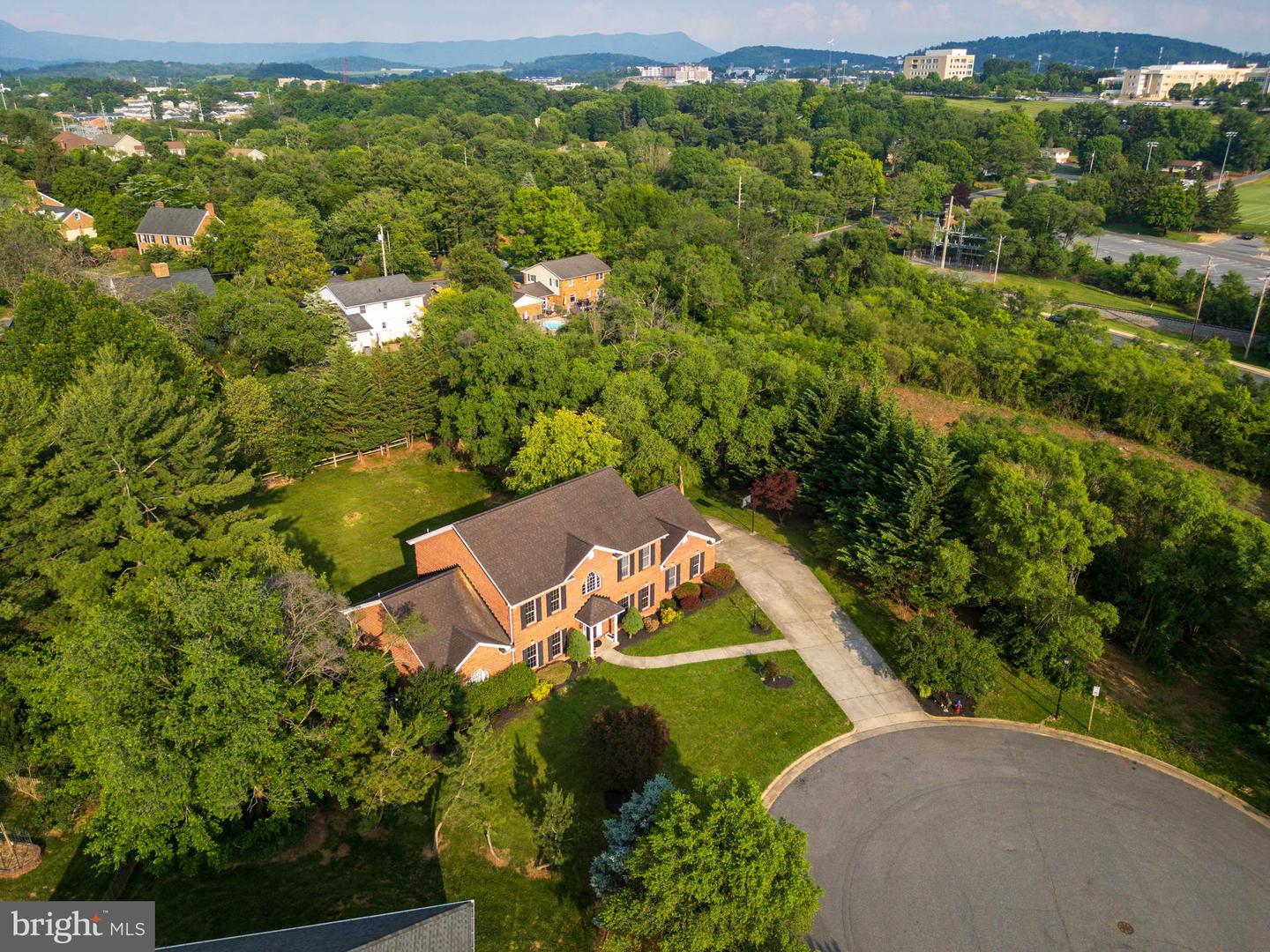 580 MYERS AVE, HARRISONBURG, Virginia 22801, 7 Bedrooms Bedrooms, ,4 BathroomsBathrooms,Residential,For sale,580 MYERS AVE,VAHC2000426 MLS # VAHC2000426