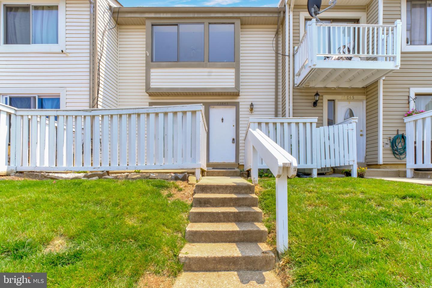 12843 CARA DR, WOODBRIDGE, Virginia 22192, 3 Bedrooms Bedrooms, ,2 BathroomsBathrooms,Residential,For sale,12843 CARA DR,VAPW2096480 MLS # VAPW2096480
