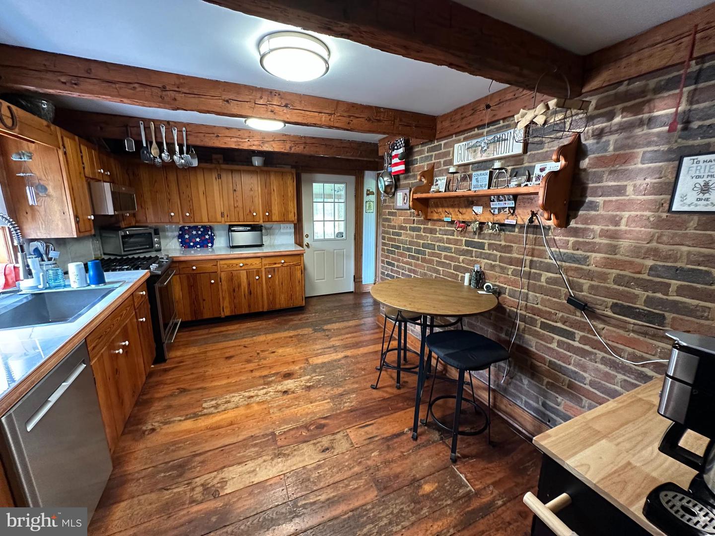 379 SHENK HOLLOW RD, LURAY, Virginia 22835, 3 Bedrooms Bedrooms, ,2 BathroomsBathrooms,Residential,For sale,379 SHENK HOLLOW RD,VAPA2005010 MLS # VAPA2005010