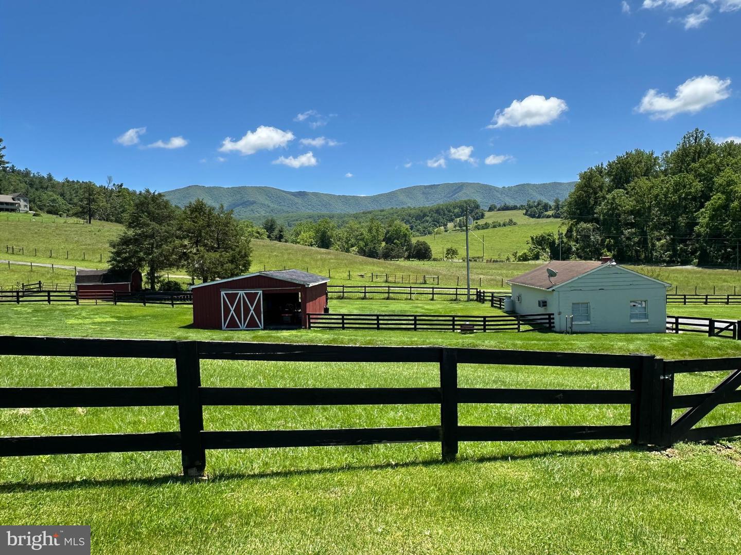 379 SHENK HOLLOW RD, LURAY, Virginia 22835, 3 Bedrooms Bedrooms, ,2 BathroomsBathrooms,Residential,For sale,379 SHENK HOLLOW RD,VAPA2005010 MLS # VAPA2005010