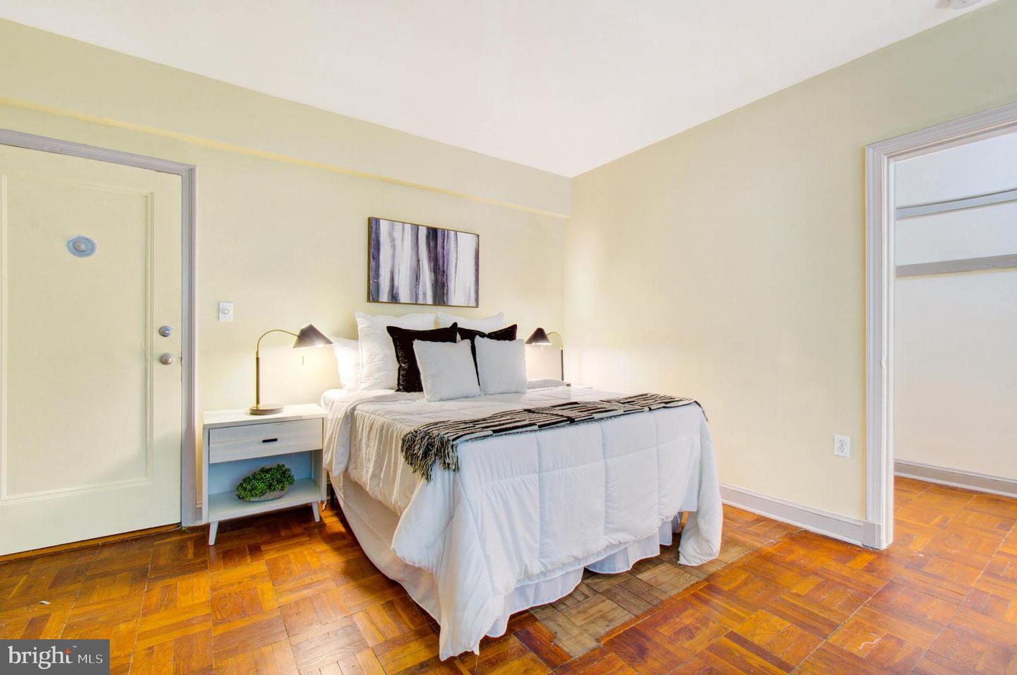 3051 IDAHO AVE NW #107, WASHINGTON, District Of Columbia 20016, ,1 BathroomBathrooms,Residential,For sale,3051 IDAHO AVE NW #107,DCDC2204976 MLS # DCDC2204976