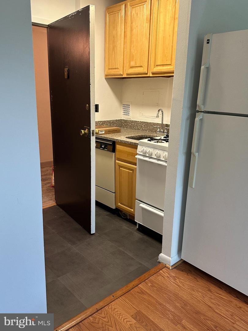 950 25TH ST NW #811N, WASHINGTON, District Of Columbia 20037, 2 Rooms Rooms,1 BathroomBathrooms,Residential,For sale,950 25TH ST NW #811N,DCDC2205024 MLS # DCDC2205024