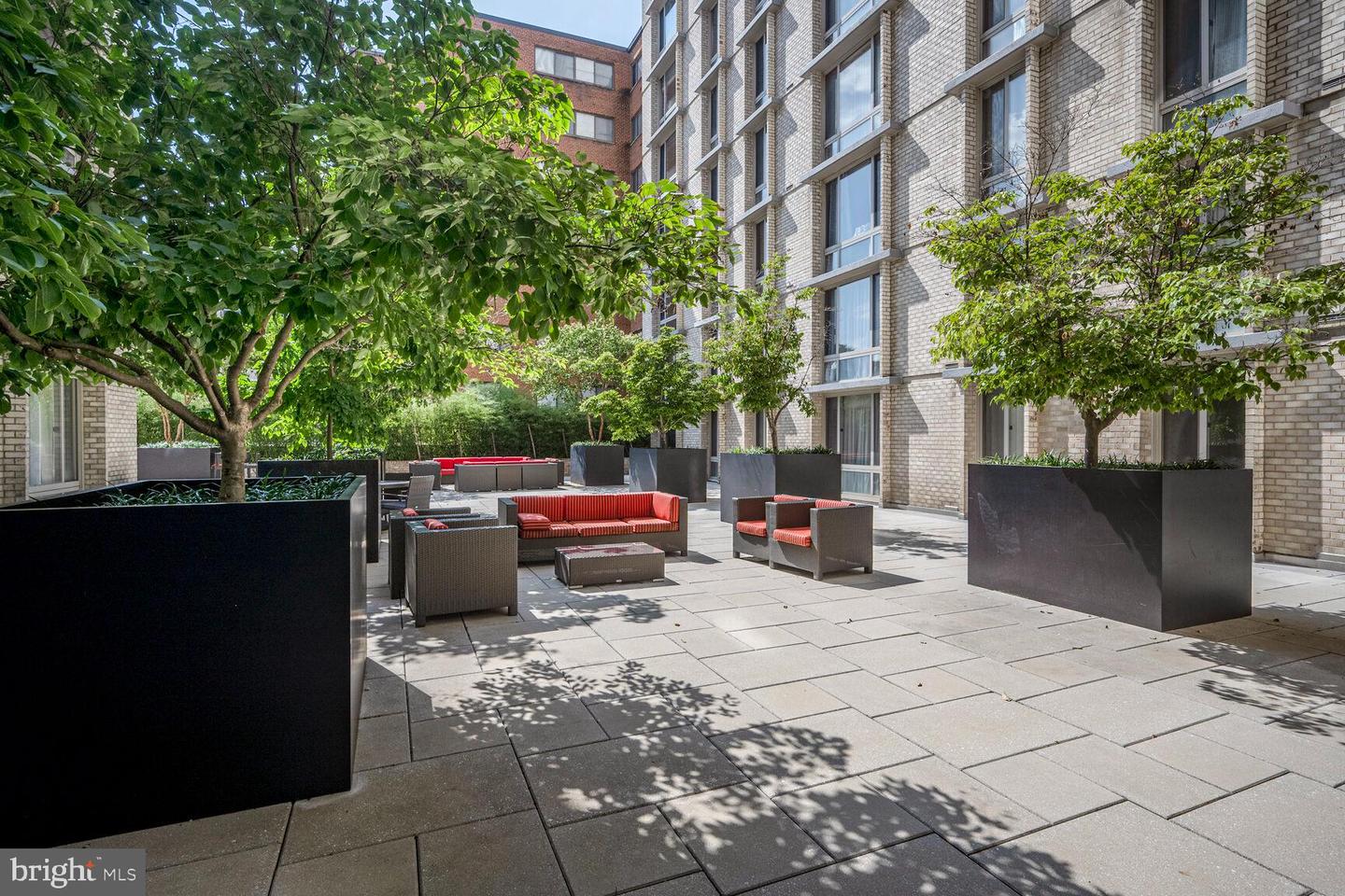 950 25TH ST NW #811N, WASHINGTON, District Of Columbia 20037, 2 Rooms Rooms,1 BathroomBathrooms,Residential,For sale,950 25TH ST NW #811N,DCDC2205024 MLS # DCDC2205024