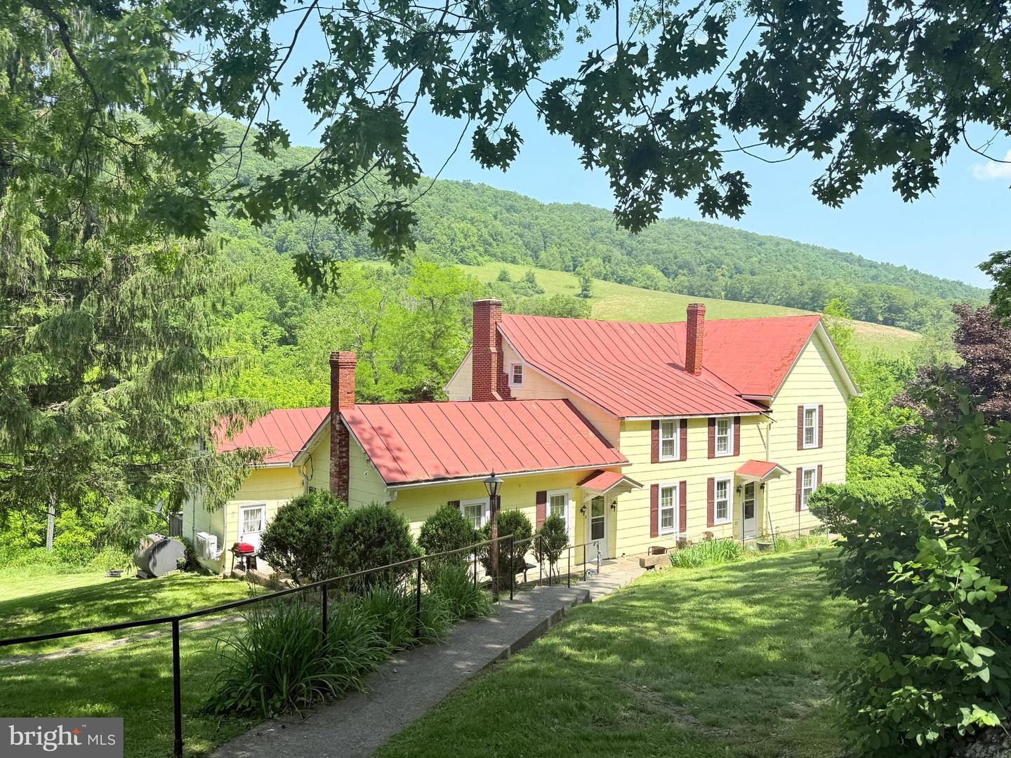 12509 SAM SNEAD HWY, WARM SPRINGS, Virginia 24484, 6 Bedrooms Bedrooms, 12 Rooms Rooms,3 BathroomsBathrooms,Residential,For sale,12509 SAM SNEAD HWY,VABT2000038 MLS # VABT2000038