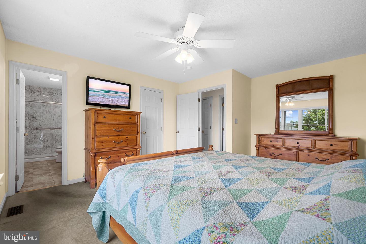 325 TEVIS ST, WINCHESTER, Virginia 22601, 3 Bedrooms Bedrooms, ,3 BathroomsBathrooms,Residential,For sale,325 TEVIS ST,VAWI2007946 MLS # VAWI2007946