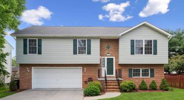 325 TEVIS ST, WINCHESTER, Virginia 22601, 3 Bedrooms Bedrooms, ,3 BathroomsBathrooms,Residential,For sale,325 TEVIS ST,VAWI2007946 MLS # VAWI2007946