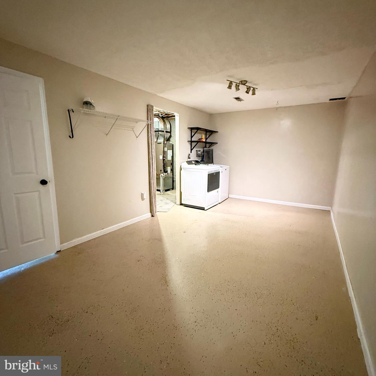 8210 VERNON ST, MANASSAS, Virginia 20109, 3 Bedrooms Bedrooms, ,2 BathroomsBathrooms,Residential,For sale,8210 VERNON ST,VAPW2096790 MLS # VAPW2096790