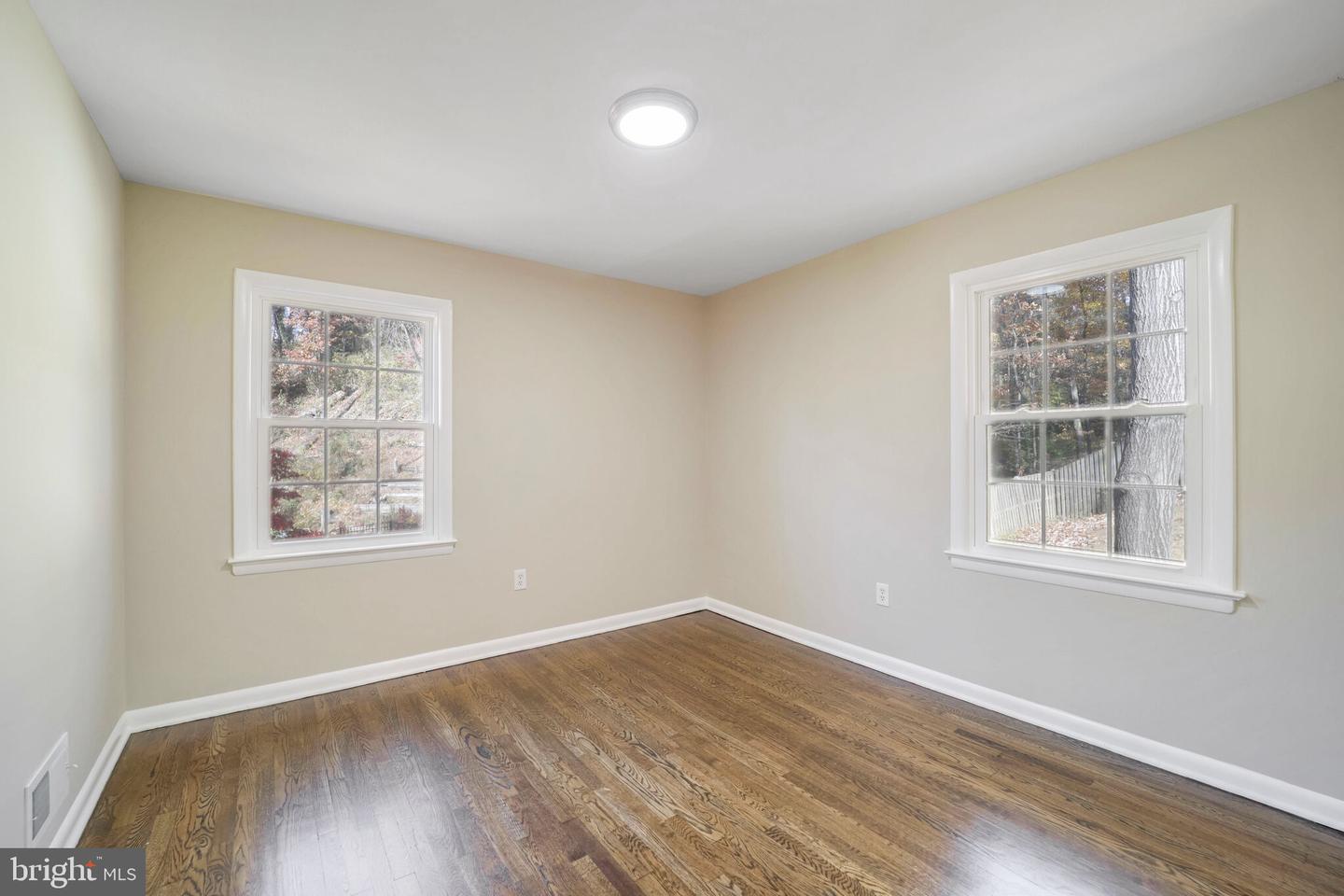 3009 S HILL ST, ARLINGTON, Virginia 22202, 5 Bedrooms Bedrooms, ,2 BathroomsBathrooms,Residential,For sale,3009 S HILL ST,VAAR2059066 MLS # VAAR2059066