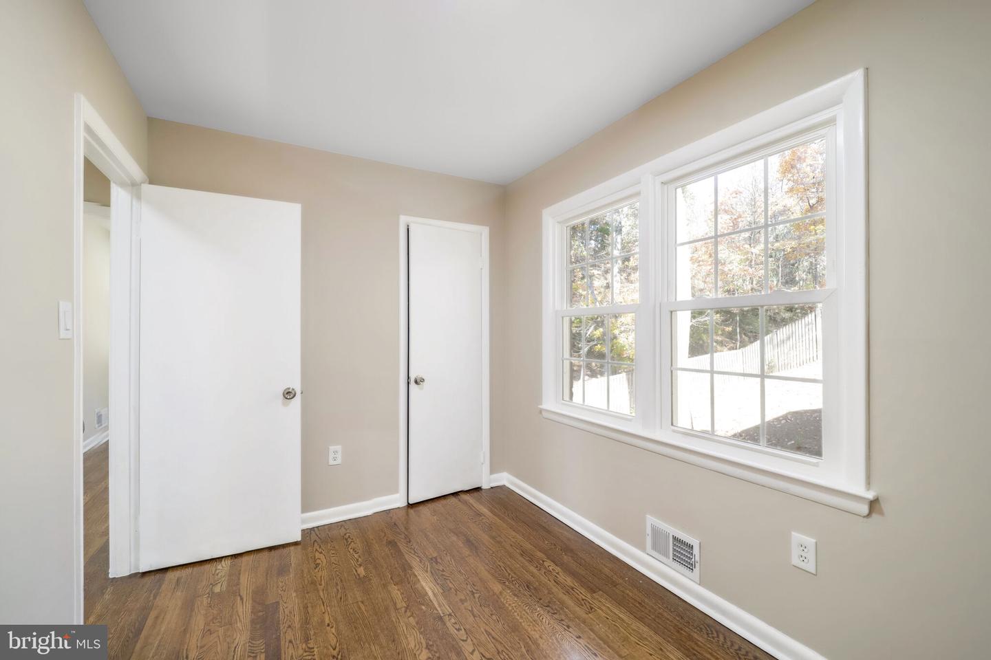 3009 S HILL ST, ARLINGTON, Virginia 22202, 5 Bedrooms Bedrooms, ,2 BathroomsBathrooms,Residential,For sale,3009 S HILL ST,VAAR2059066 MLS # VAAR2059066