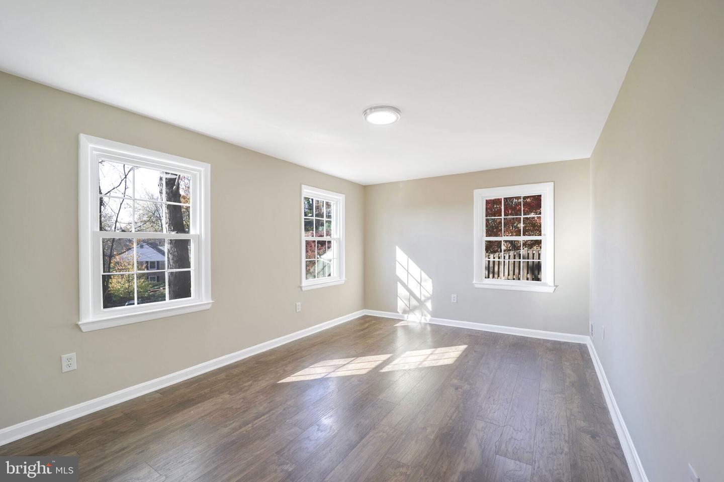 3009 S HILL ST, ARLINGTON, Virginia 22202, 5 Bedrooms Bedrooms, ,2 BathroomsBathrooms,Residential,For sale,3009 S HILL ST,VAAR2059066 MLS # VAAR2059066