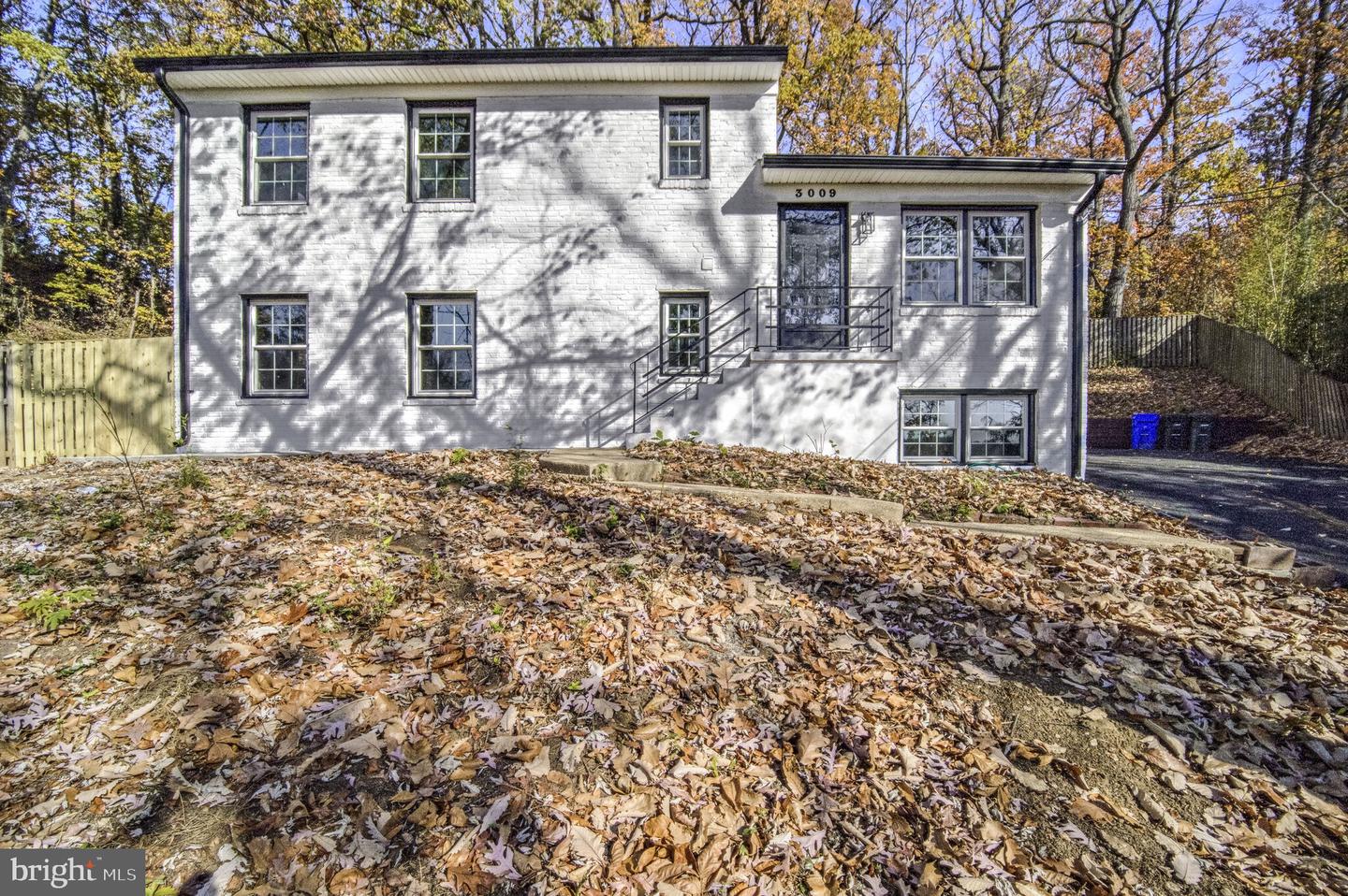 3009 S HILL ST, ARLINGTON, Virginia 22202, 5 Bedrooms Bedrooms, ,2 BathroomsBathrooms,Residential,For sale,3009 S HILL ST,VAAR2059066 MLS # VAAR2059066