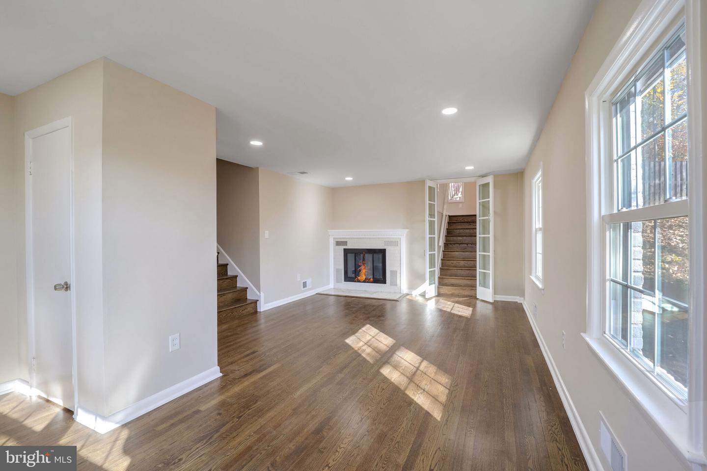 3009 S HILL ST, ARLINGTON, Virginia 22202, 5 Bedrooms Bedrooms, ,2 BathroomsBathrooms,Residential,For sale,3009 S HILL ST,VAAR2059066 MLS # VAAR2059066
