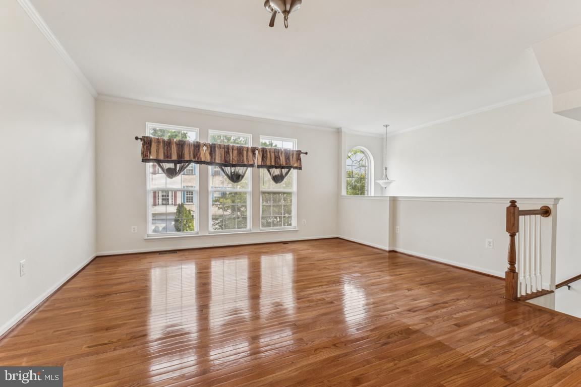 8346 LEIGHLEX CT, MANASSAS, Virginia 20111, 3 Bedrooms Bedrooms, ,3 BathroomsBathrooms,Residential,For sale,8346 LEIGHLEX CT,VAPW2096814 MLS # VAPW2096814