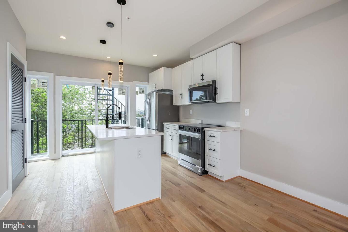 1237 OATES ST NE #2, WASHINGTON, District Of Columbia 20002, 3 Bedrooms Bedrooms, ,2 BathroomsBathrooms,Residential,For sale,1237 OATES ST NE #2,DCDC2205316 MLS # DCDC2205316
