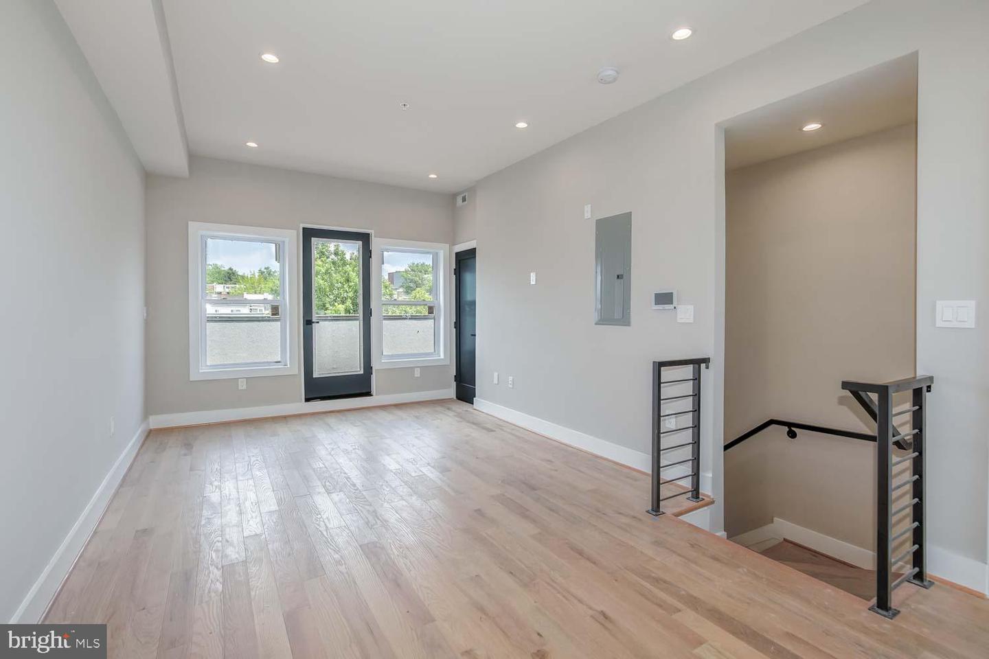 1237 OATES ST NE #2, WASHINGTON, District Of Columbia 20002, 3 Bedrooms Bedrooms, ,2 BathroomsBathrooms,Residential,For sale,1237 OATES ST NE #2,DCDC2205316 MLS # DCDC2205316