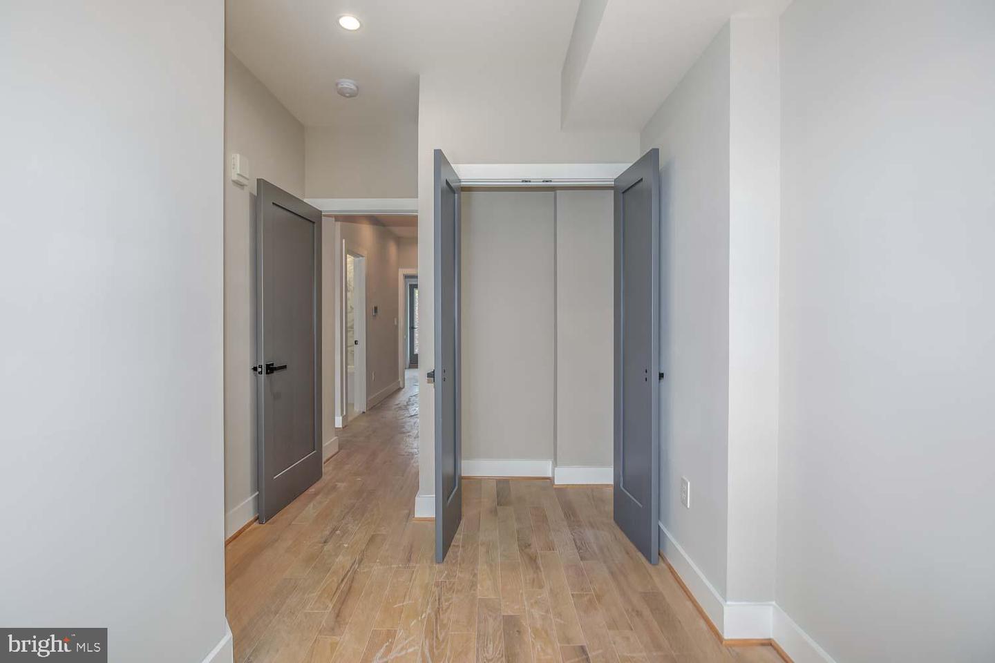 1237 OATES ST NE #2, WASHINGTON, District Of Columbia 20002, 3 Bedrooms Bedrooms, ,2 BathroomsBathrooms,Residential,For sale,1237 OATES ST NE #2,DCDC2205316 MLS # DCDC2205316