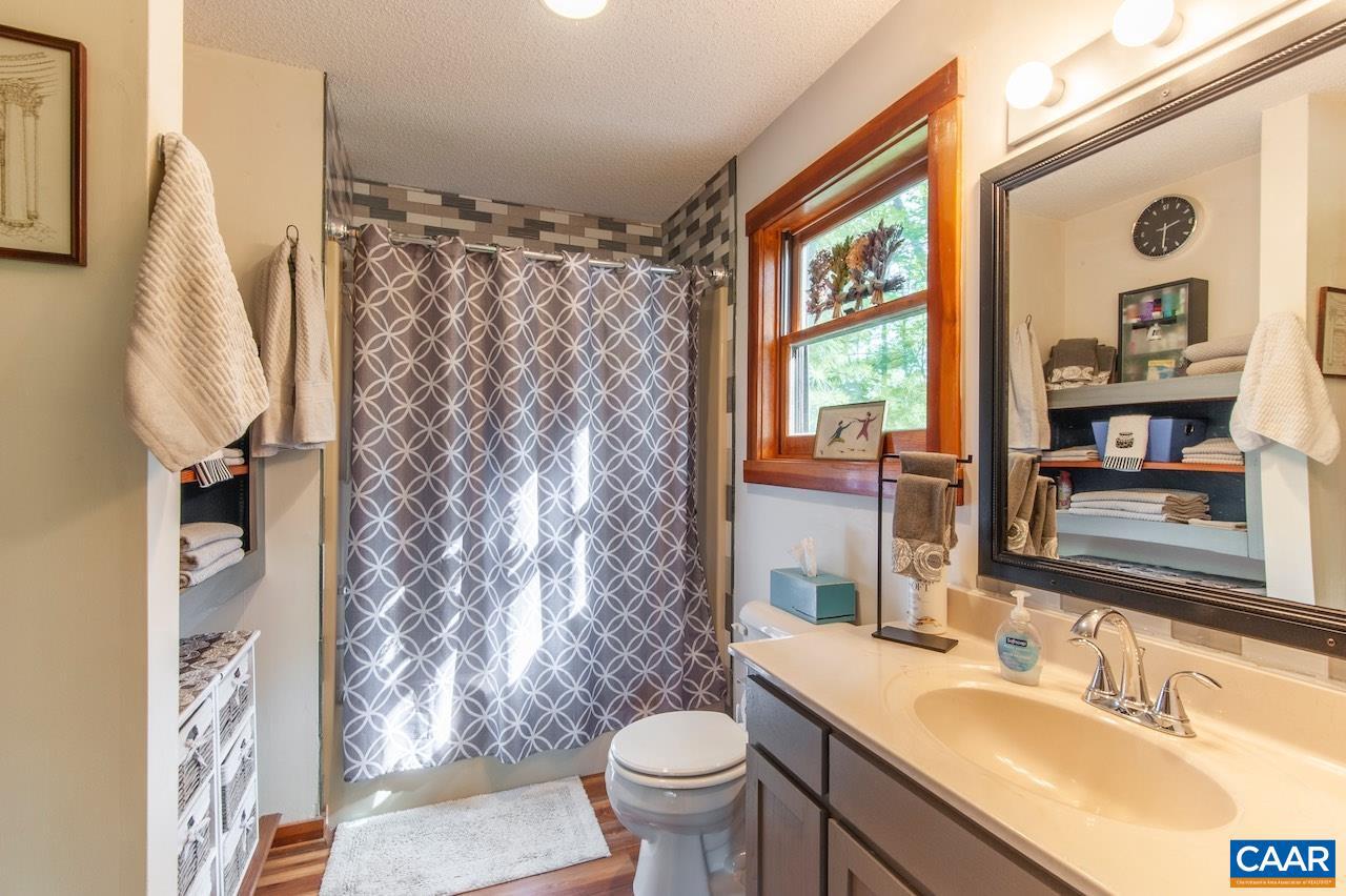 440 RAINBOW RIDGE RD, FABER, Virginia 22938, 3 Bedrooms Bedrooms, ,2 BathroomsBathrooms,Residential,For sale,440 RAINBOW RIDGE RD,665628 MLS # 665628