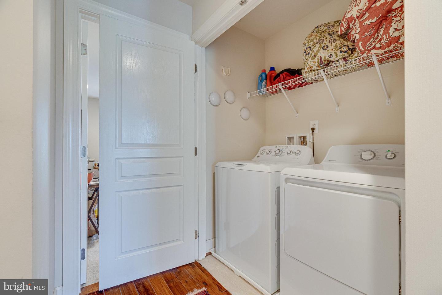 41052 COLTRANE SQ, LEESBURG, Virginia 20175, 3 Bedrooms Bedrooms, ,3 BathroomsBathrooms,Residential,For sale,41052 COLTRANE SQ,VALO2076632 MLS # VALO2076632