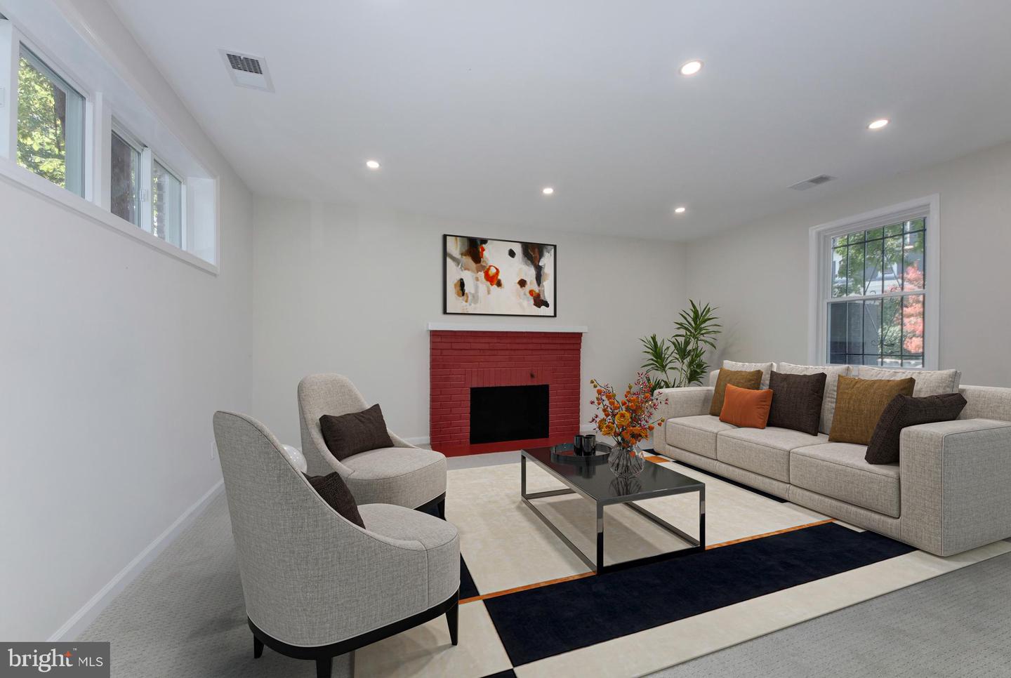 5200 KANSAS AVE NW, WASHINGTON, District Of Columbia 20011, 6 Bedrooms Bedrooms, ,3 BathroomsBathrooms,Residential,For sale,5200 KANSAS AVE NW,DCDC2165744 MLS # DCDC2165744