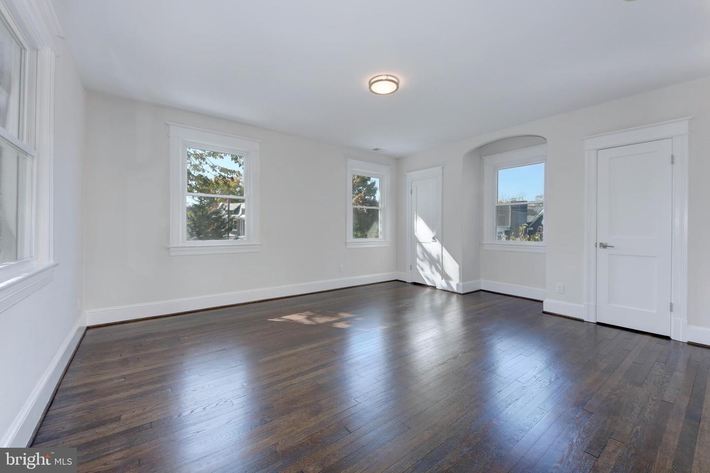 5200 KANSAS AVE NW, WASHINGTON, District Of Columbia 20011, 6 Bedrooms Bedrooms, ,3 BathroomsBathrooms,Residential,For sale,5200 KANSAS AVE NW,DCDC2165744 MLS # DCDC2165744