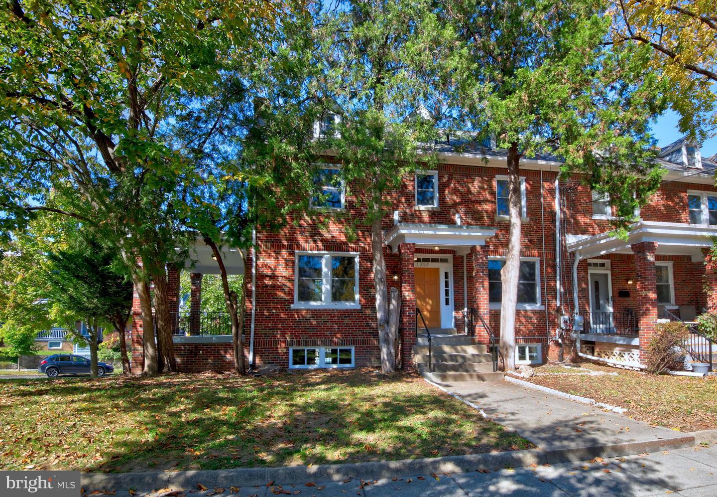 5200 KANSAS AVE NW, WASHINGTON, District Of Columbia 20011, 6 Bedrooms Bedrooms, ,3 BathroomsBathrooms,Residential,For sale,5200 KANSAS AVE NW,DCDC2165744 MLS # DCDC2165744