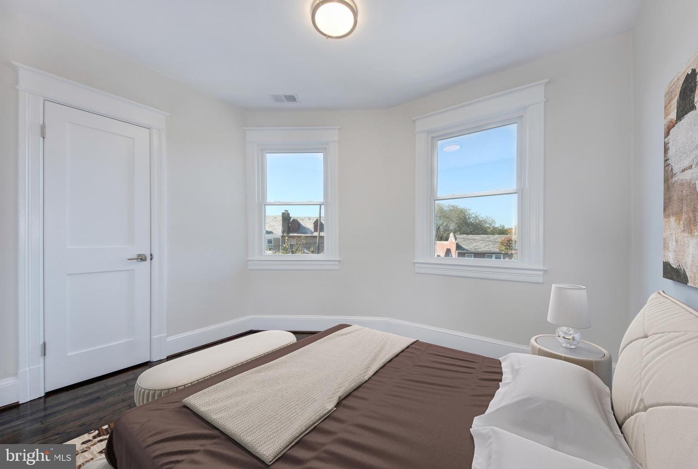 5200 KANSAS AVE NW, WASHINGTON, District Of Columbia 20011, 6 Bedrooms Bedrooms, ,3 BathroomsBathrooms,Residential,For sale,5200 KANSAS AVE NW,DCDC2165744 MLS # DCDC2165744