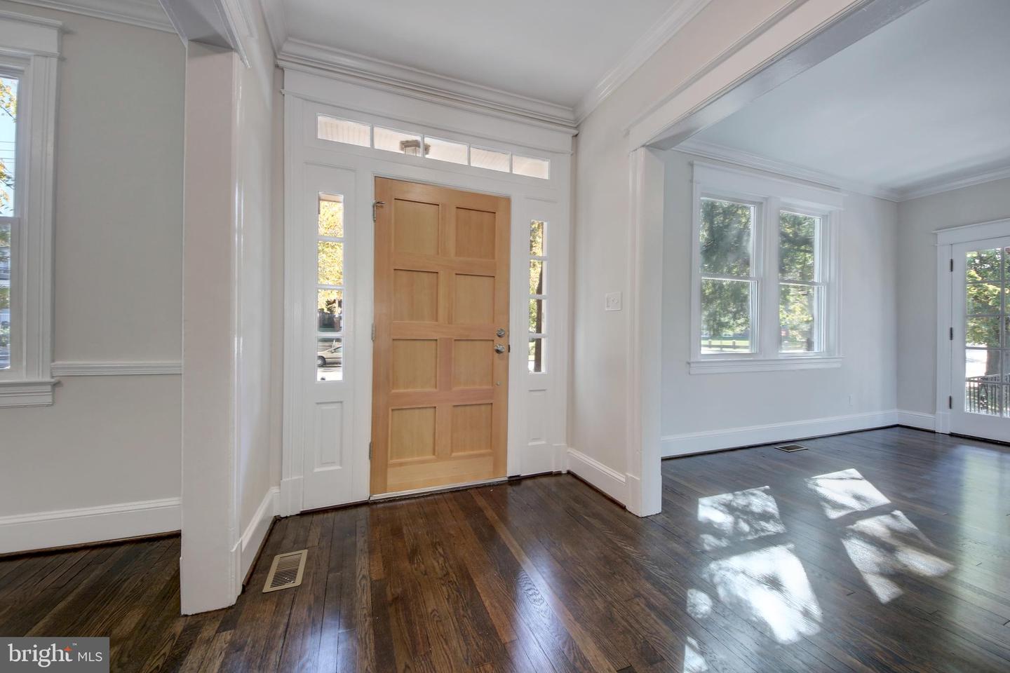 5200 KANSAS AVE NW, WASHINGTON, District Of Columbia 20011, 6 Bedrooms Bedrooms, ,3 BathroomsBathrooms,Residential,For sale,5200 KANSAS AVE NW,DCDC2165744 MLS # DCDC2165744