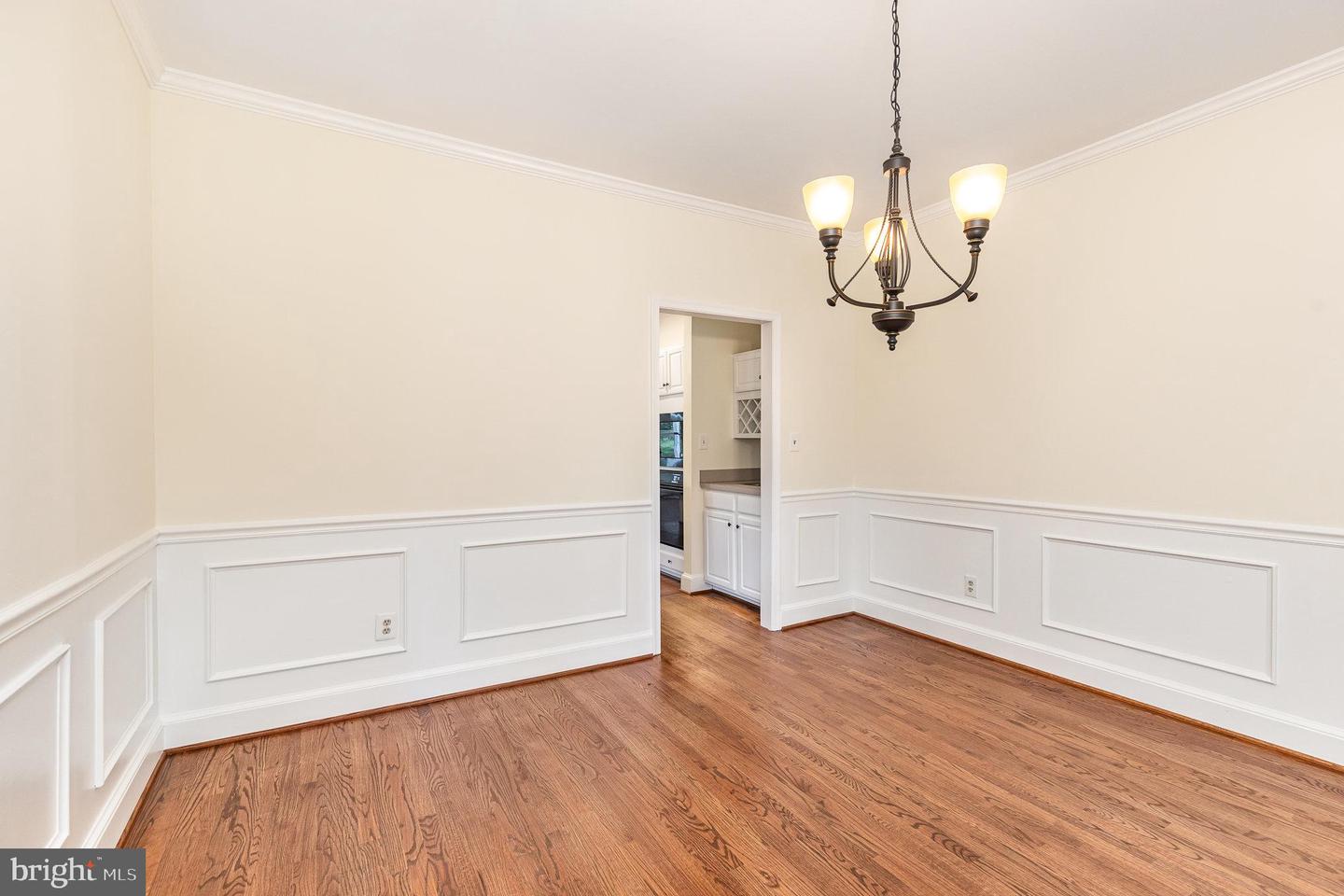 5811 WINDSOR RETREAT, WARRENTON, Virginia 20187, 4 Bedrooms Bedrooms, ,2 BathroomsBathrooms,Residential,For sale,5811 WINDSOR RETREAT,VAFQ2015172 MLS # VAFQ2015172