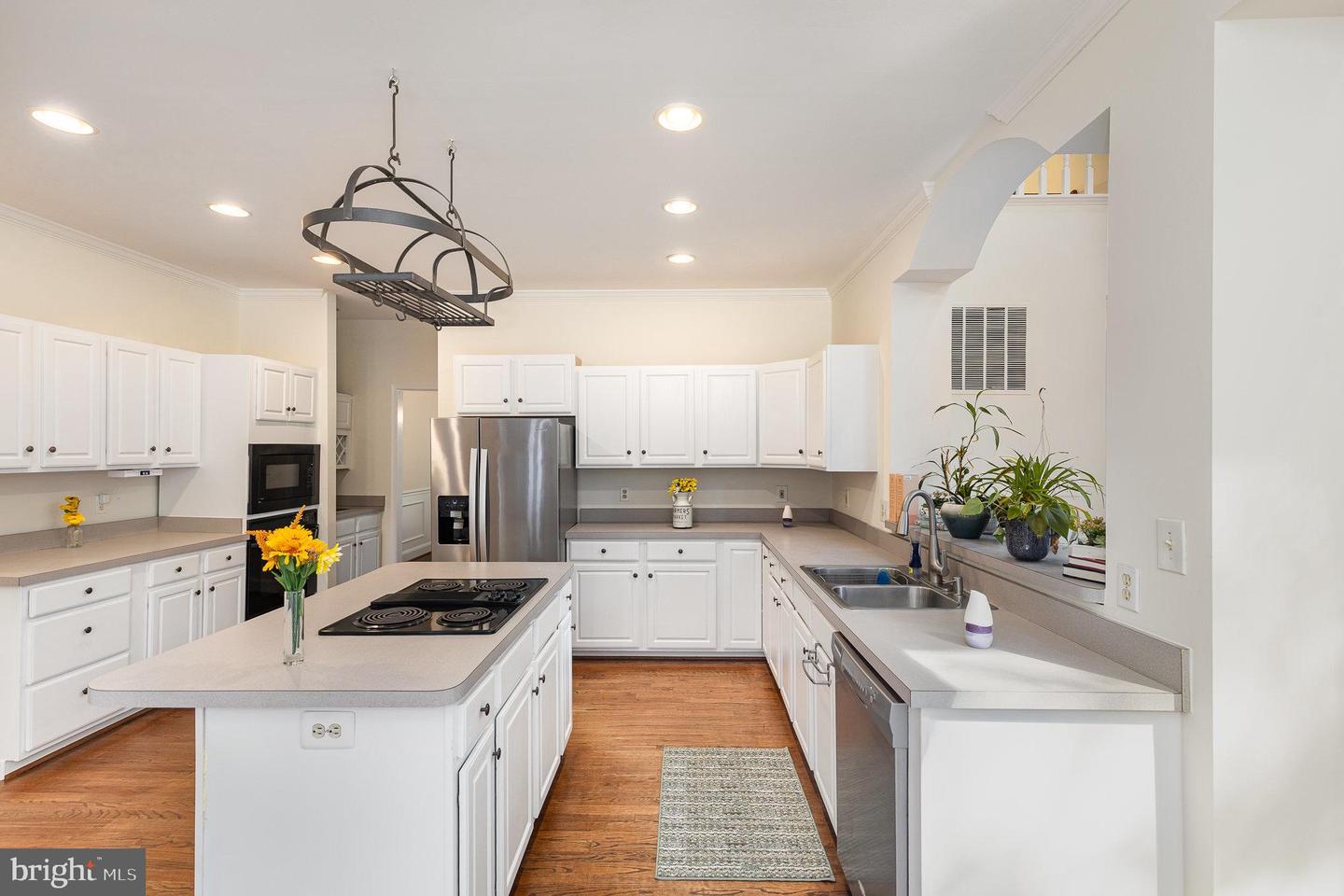 5811 WINDSOR RETREAT, WARRENTON, Virginia 20187, 4 Bedrooms Bedrooms, ,2 BathroomsBathrooms,Residential,For sale,5811 WINDSOR RETREAT,VAFQ2015172 MLS # VAFQ2015172