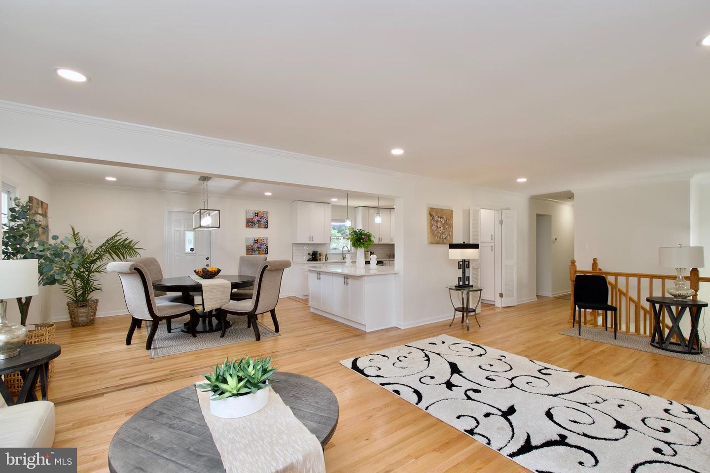 7409 RANGE RD, ALEXANDRIA, Virginia 22306, 4 Bedrooms Bedrooms, ,3 BathroomsBathrooms,Residential,For sale,7409 RANGE RD,VAFX2220488 MLS # VAFX2220488