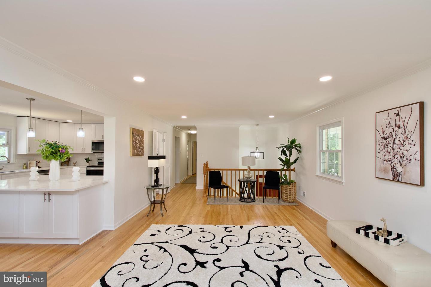 7409 RANGE RD, ALEXANDRIA, Virginia 22306, 4 Bedrooms Bedrooms, ,3 BathroomsBathrooms,Residential,For sale,7409 RANGE RD,VAFX2220488 MLS # VAFX2220488
