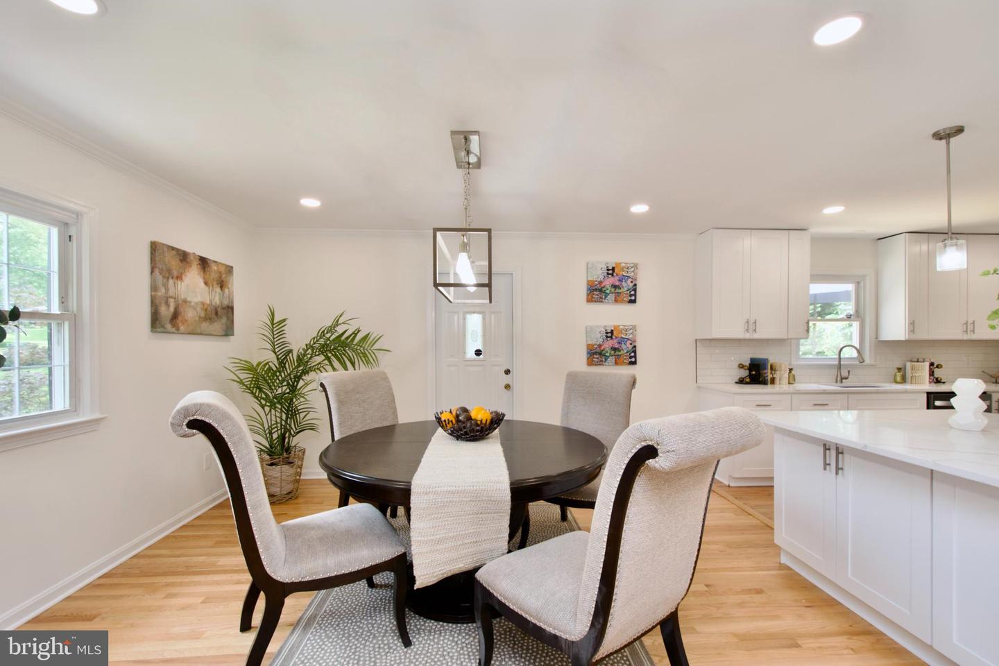 7409 RANGE RD, ALEXANDRIA, Virginia 22306, 4 Bedrooms Bedrooms, ,3 BathroomsBathrooms,Residential,For sale,7409 RANGE RD,VAFX2220488 MLS # VAFX2220488