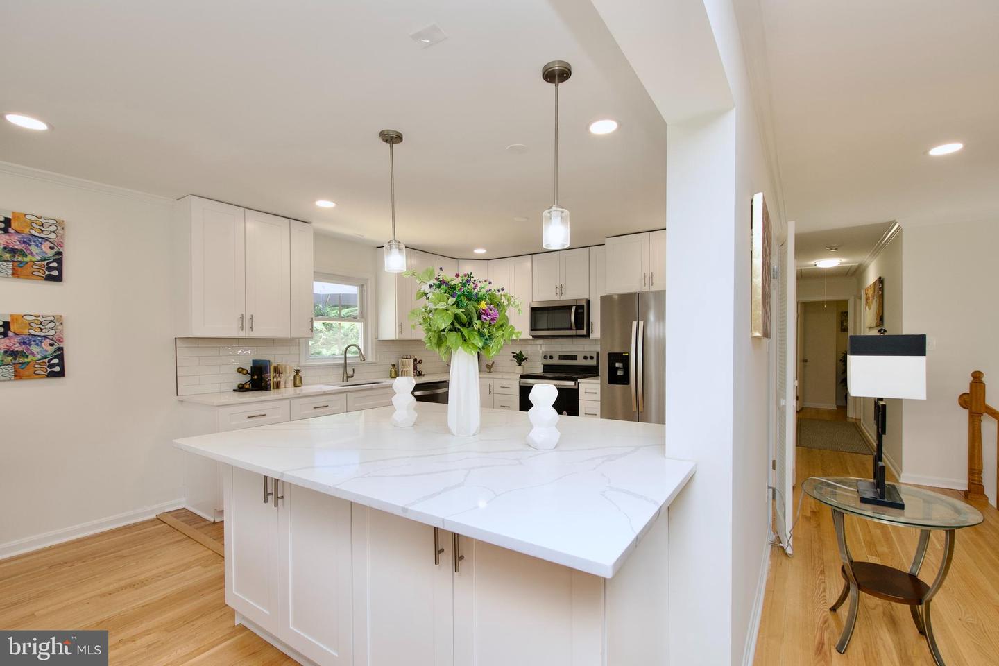 7409 RANGE RD, ALEXANDRIA, Virginia 22306, 4 Bedrooms Bedrooms, ,3 BathroomsBathrooms,Residential,For sale,7409 RANGE RD,VAFX2220488 MLS # VAFX2220488