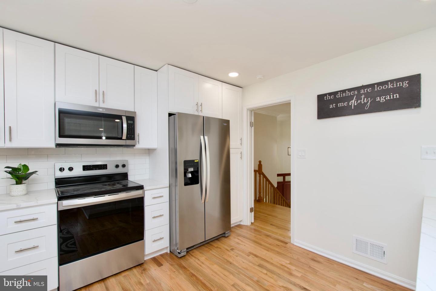 7409 RANGE RD, ALEXANDRIA, Virginia 22306, 4 Bedrooms Bedrooms, ,3 BathroomsBathrooms,Residential,For sale,7409 RANGE RD,VAFX2220488 MLS # VAFX2220488