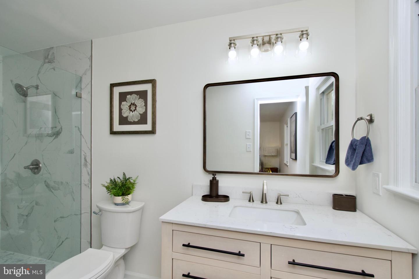 7409 RANGE RD, ALEXANDRIA, Virginia 22306, 4 Bedrooms Bedrooms, ,3 BathroomsBathrooms,Residential,For sale,7409 RANGE RD,VAFX2220488 MLS # VAFX2220488