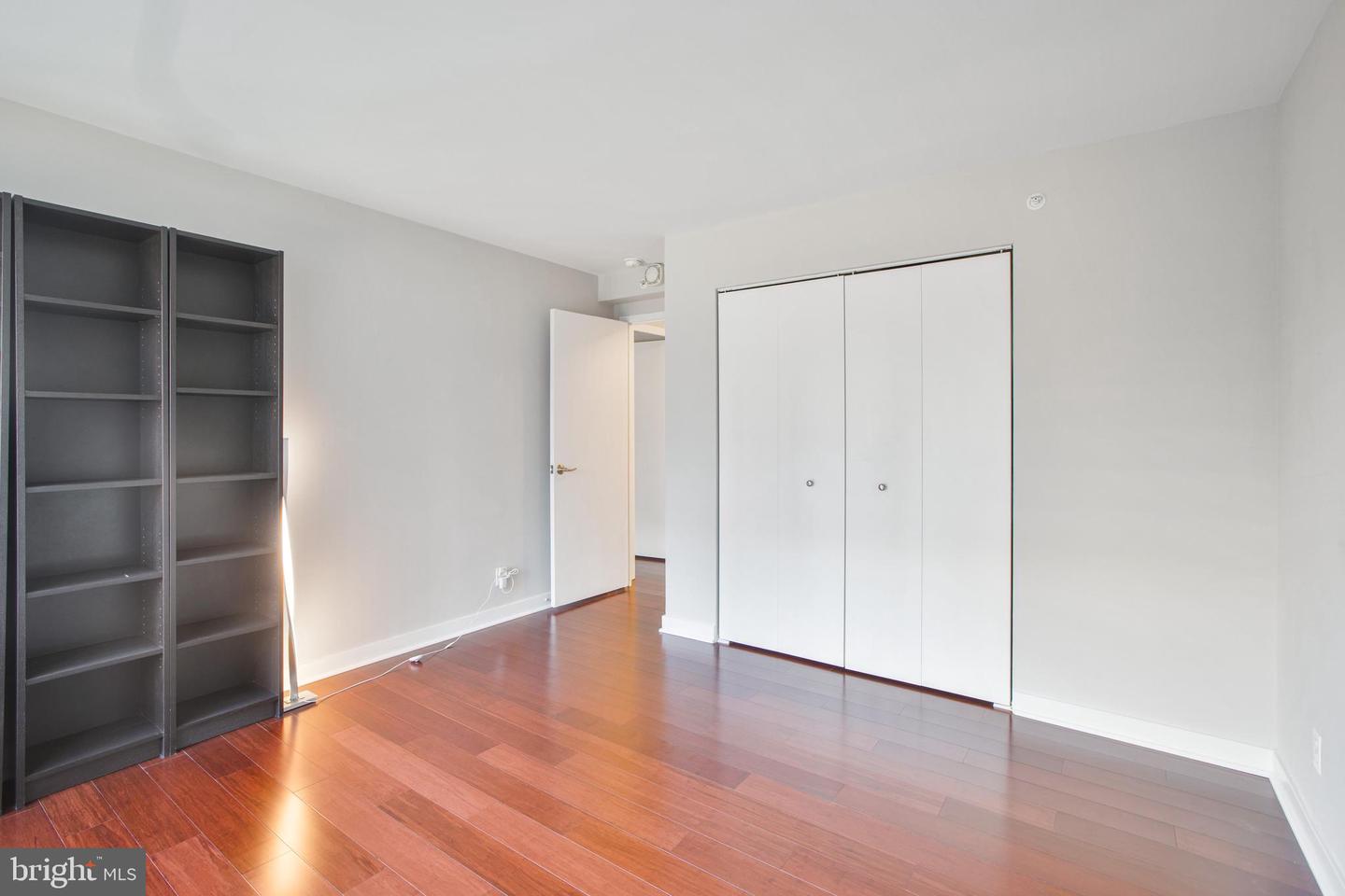 1101 3RD ST SW #104, WASHINGTON, District Of Columbia 20024, 2 Bedrooms Bedrooms, ,1 BathroomBathrooms,Residential,For sale,1101 3RD ST SW #104,DCDC2191518 MLS # DCDC2191518