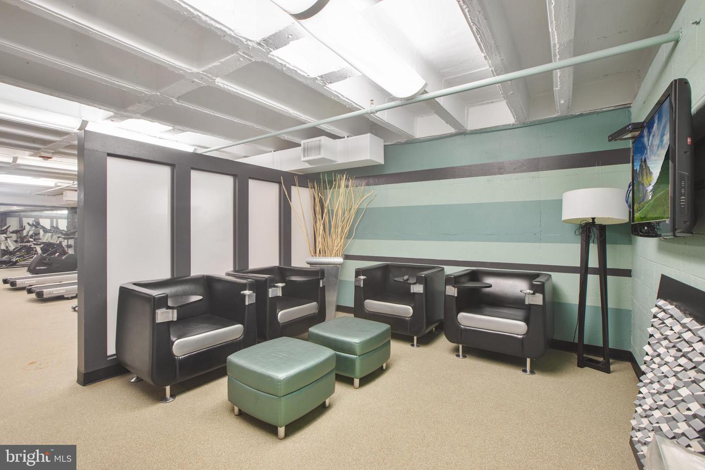 1101 3RD ST SW #104, WASHINGTON, District Of Columbia 20024, 2 Bedrooms Bedrooms, ,1 BathroomBathrooms,Residential,For sale,1101 3RD ST SW #104,DCDC2191518 MLS # DCDC2191518