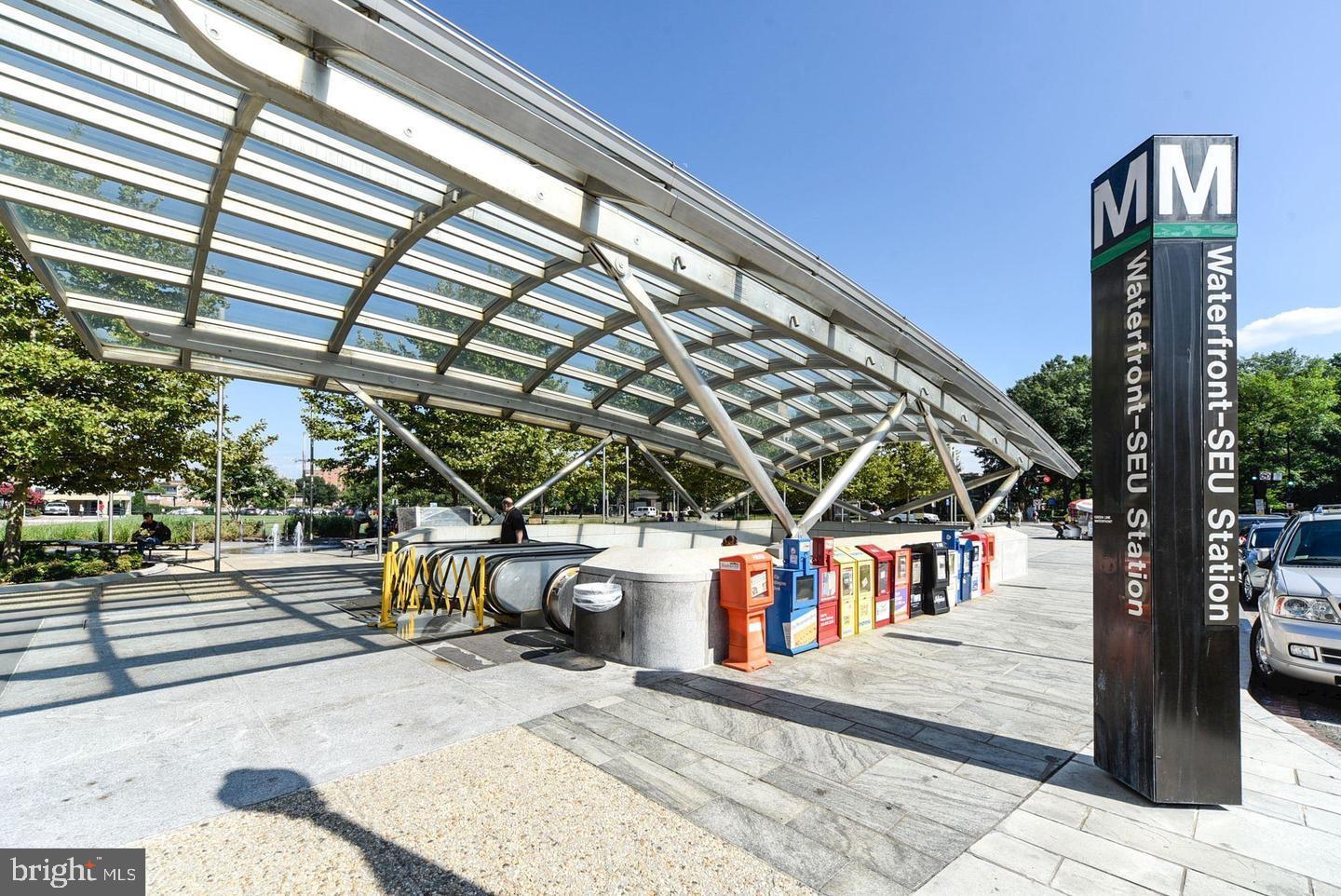 1101 3RD ST SW #104, WASHINGTON, District Of Columbia 20024, 2 Bedrooms Bedrooms, ,1 BathroomBathrooms,Residential,For sale,1101 3RD ST SW #104,DCDC2191518 MLS # DCDC2191518