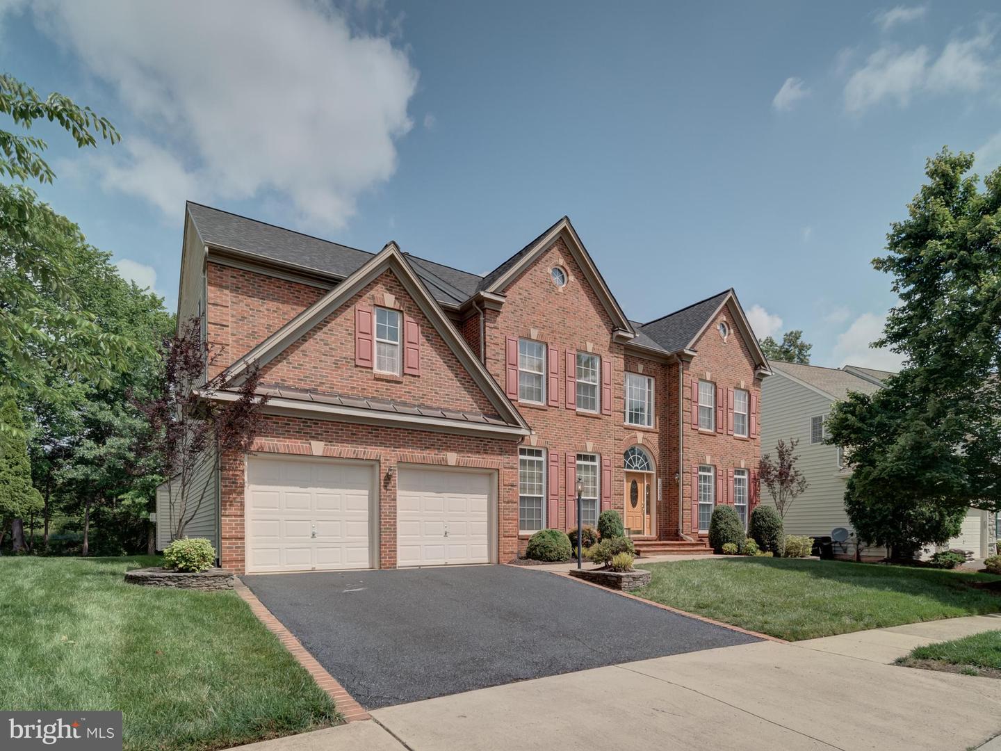 12052 PAPER BIRCH LN, GAINESVILLE, Virginia 20155, 5 Bedrooms Bedrooms, ,4 BathroomsBathrooms,Residential,For sale,12052 PAPER BIRCH LN,VAPW2091404 MLS # VAPW2091404